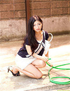 《好男人在线观看免费2019-国产美女流白浆》